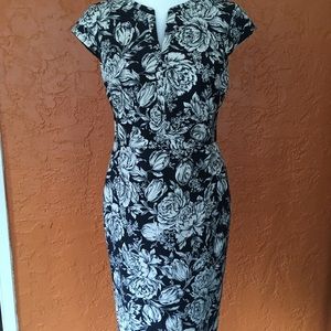 🎉BOGO🎉Ann Taylor Floral Dress